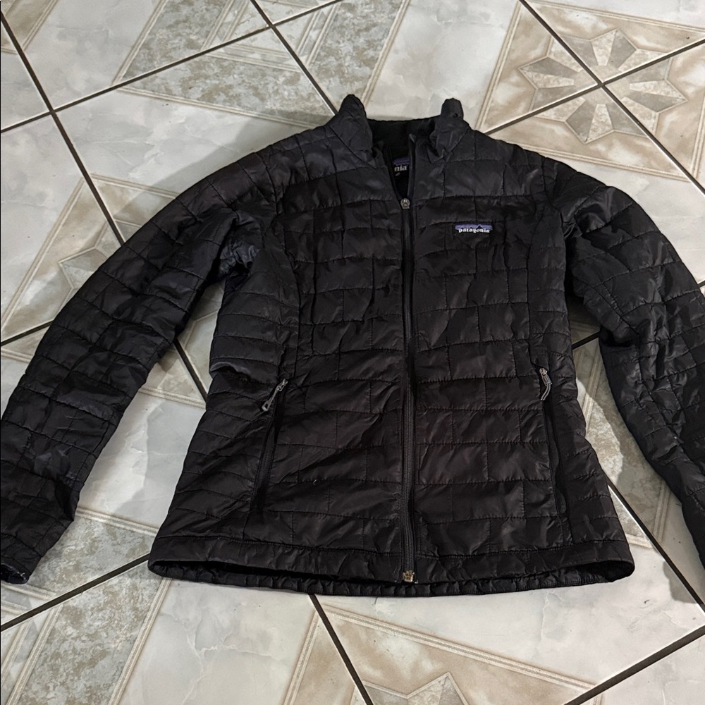 Patagonia Women's Black Puffer Jacket